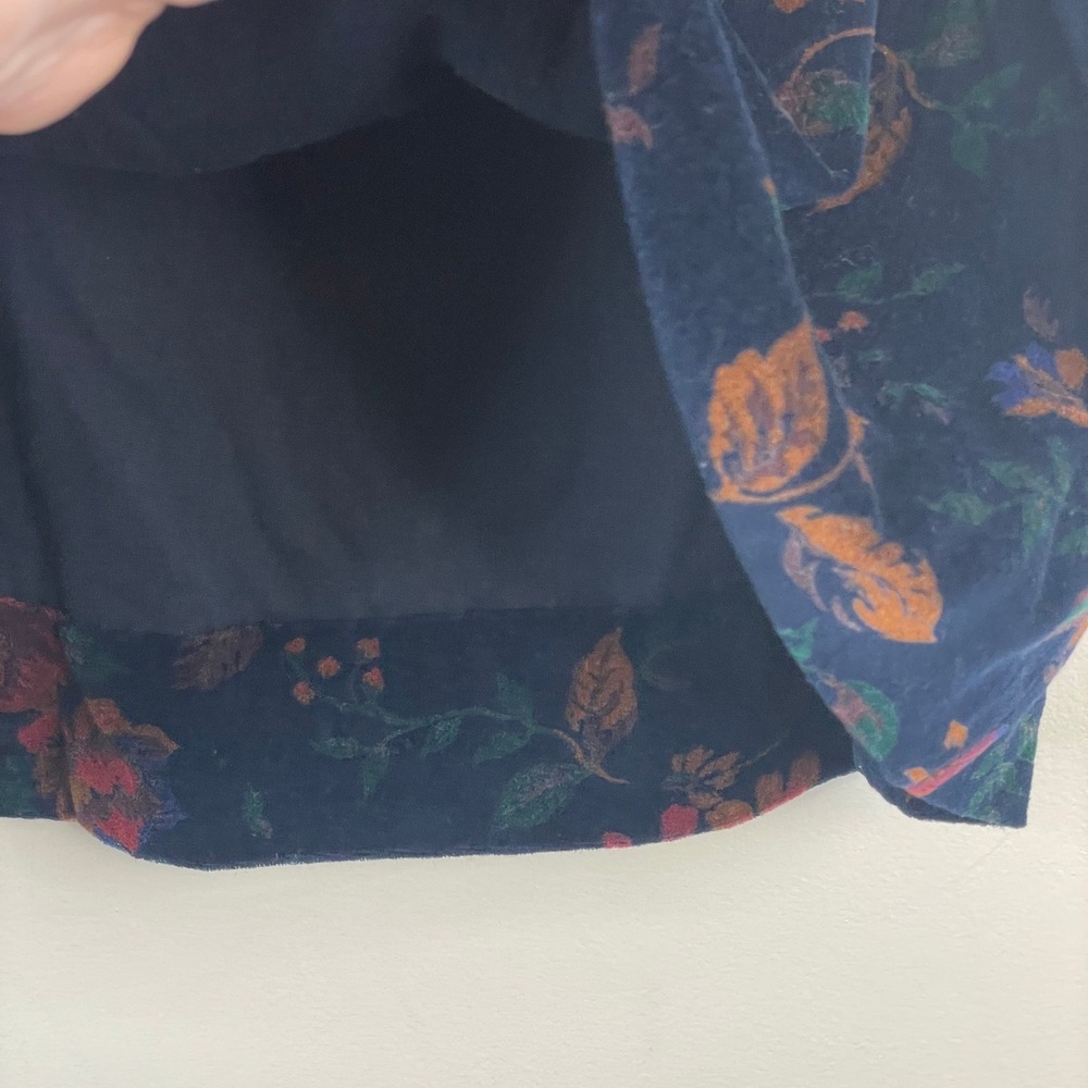 Vintage Cottage Floral Velour Skirt Women Medium Midi Moody Old Money Modest - Picture 6 of 13